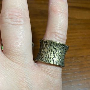 Lia Sophia ring size 6